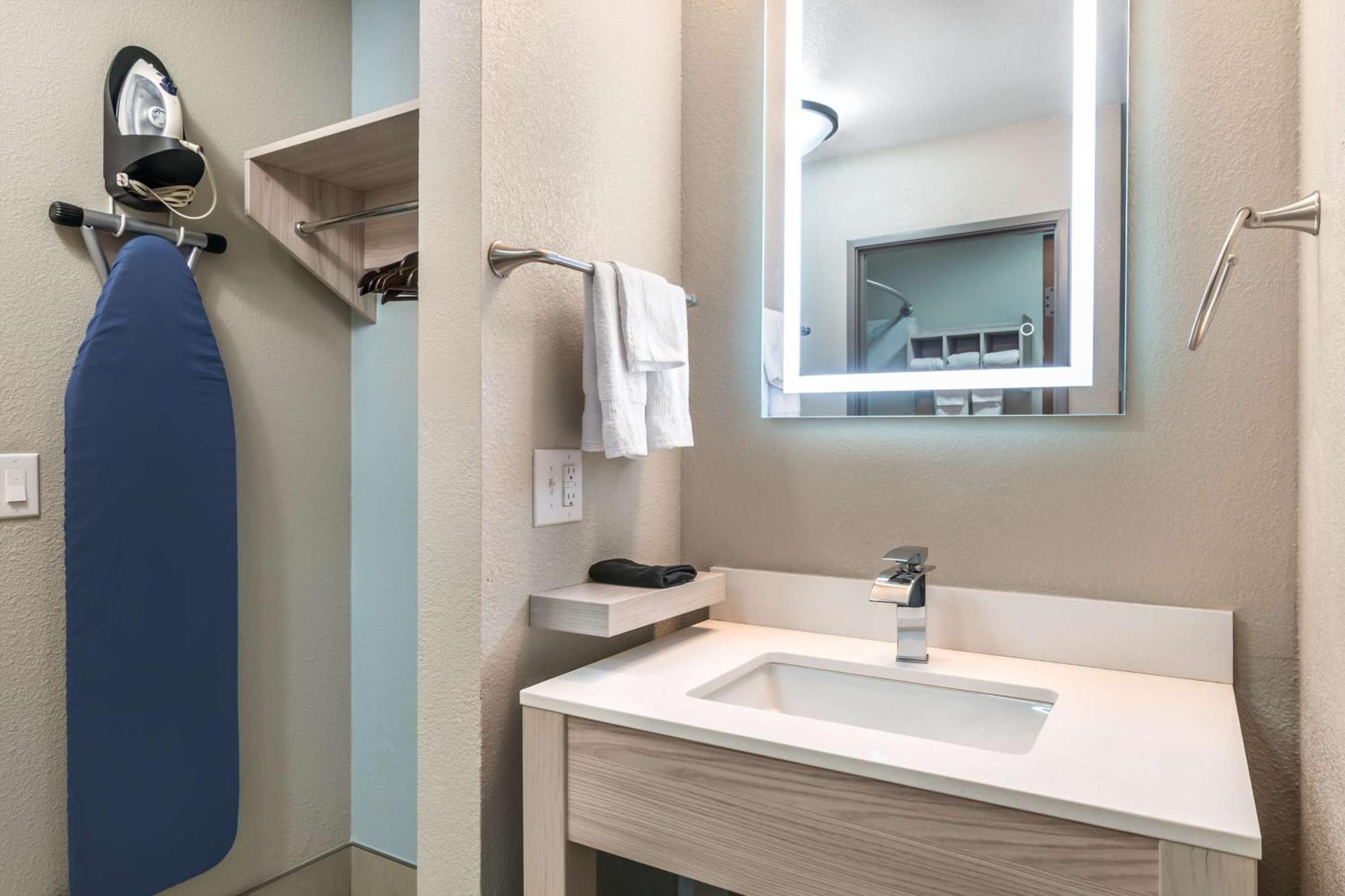 Best Western Wichita North Park City Exterior foto